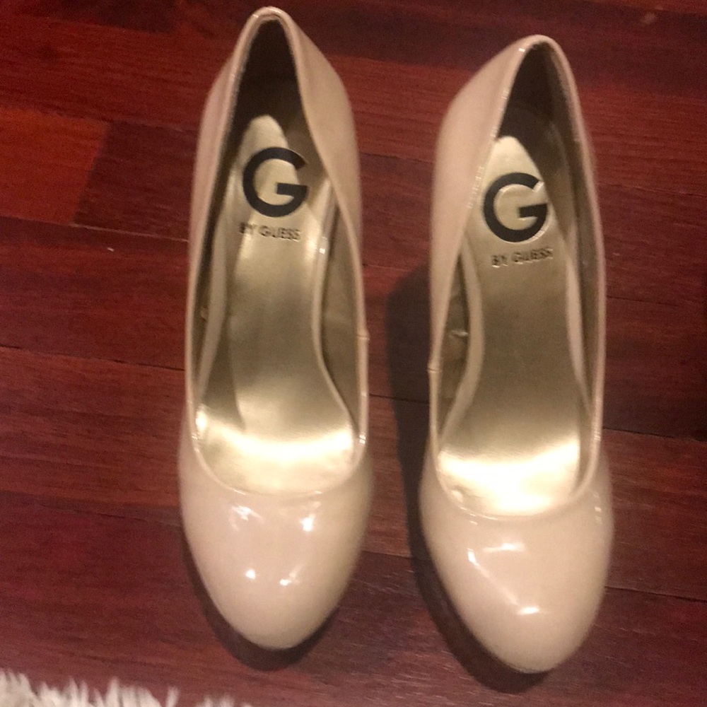 High heel shoes